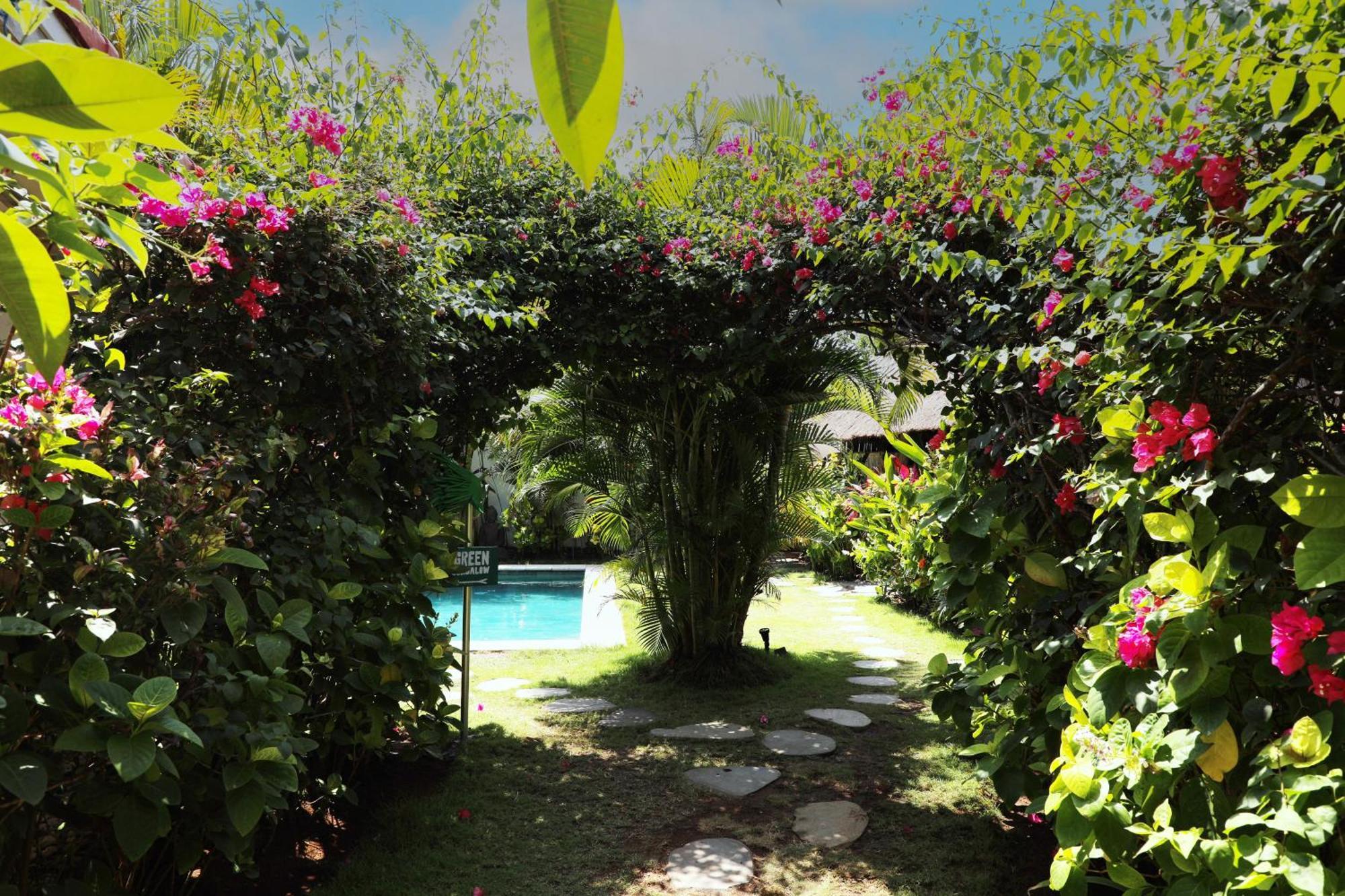 Bingin Bienvenue Guest House Улувату Экстерьер фото