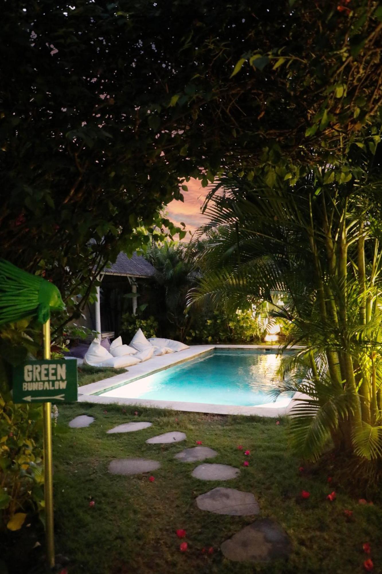 Bingin Bienvenue Guest House Улувату Экстерьер фото