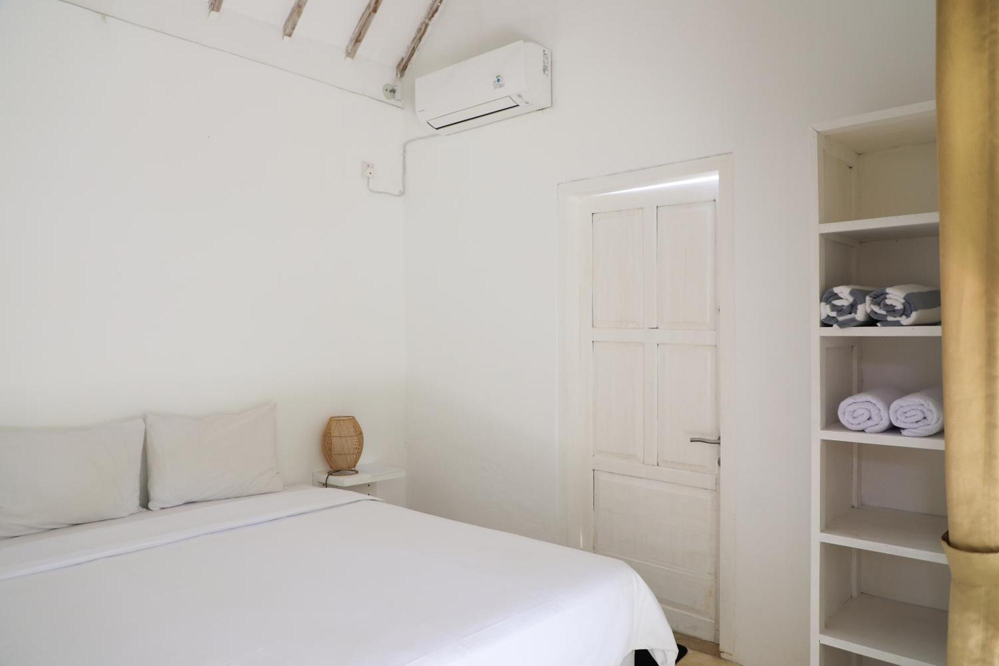 Bingin Bienvenue Guest House Улувату Экстерьер фото