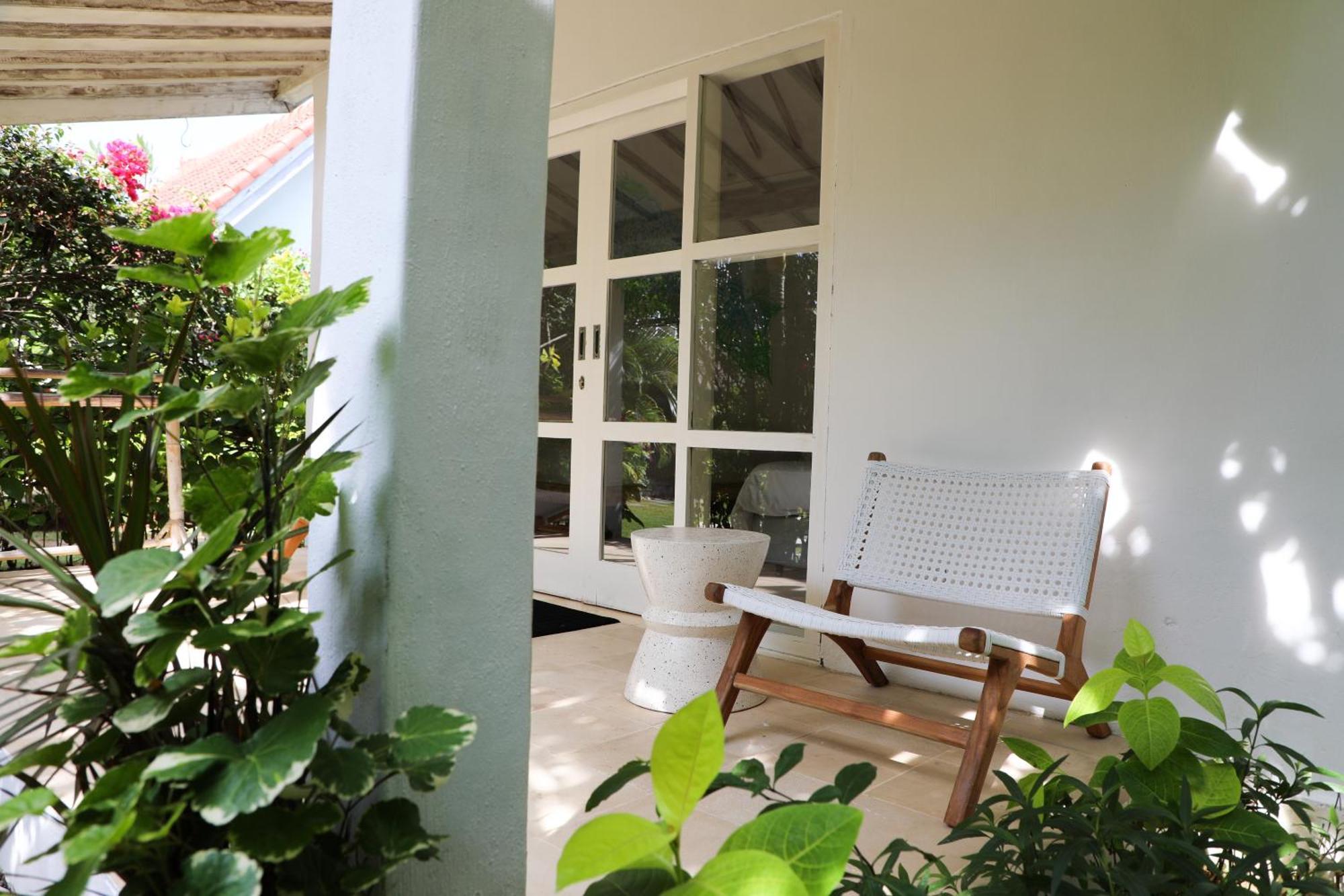 Bingin Bienvenue Guest House Улувату Экстерьер фото