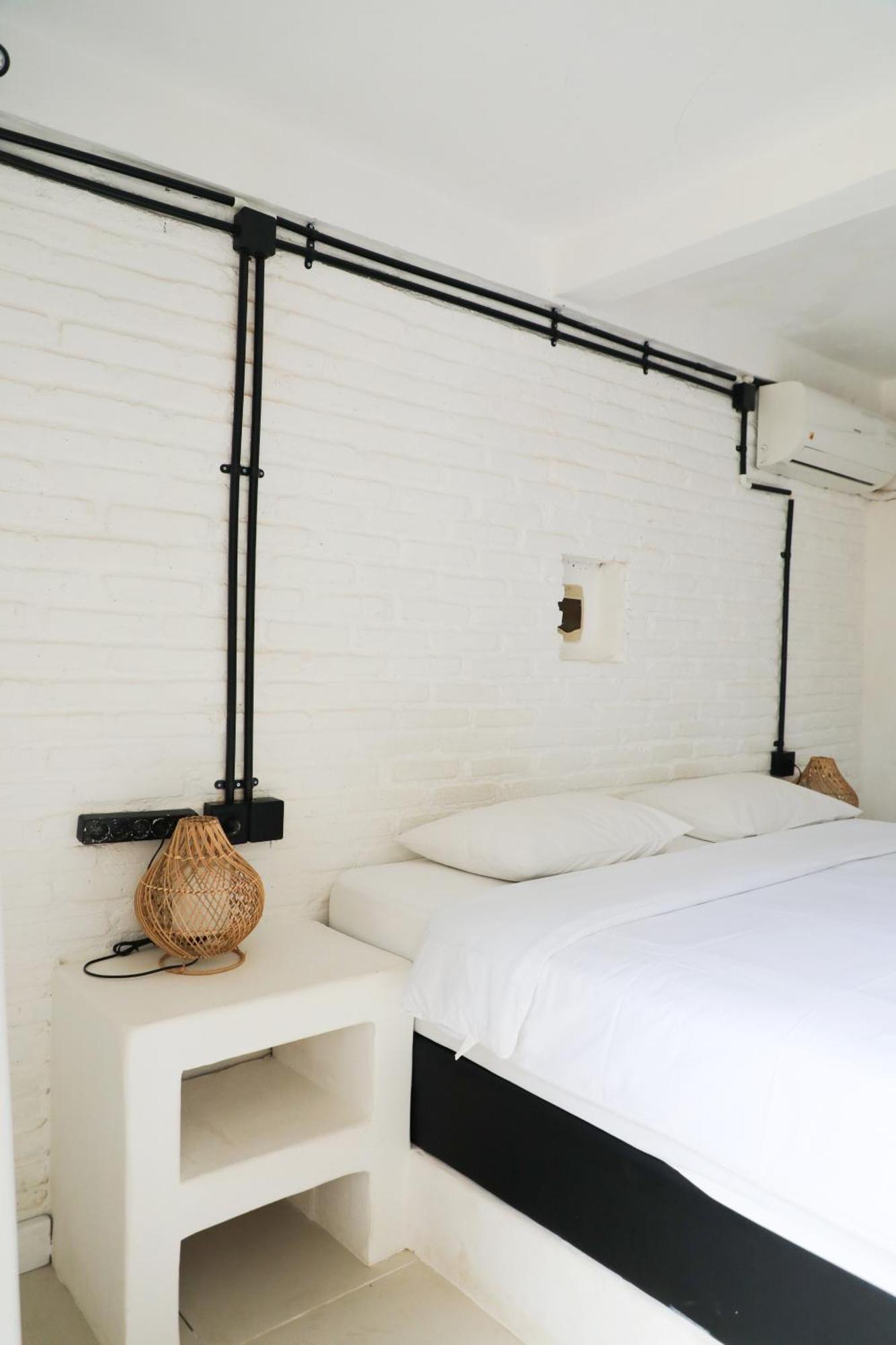 Bingin Bienvenue Guest House Улувату Экстерьер фото